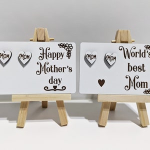 Brincos de mãe em formato de coração com opção de feliz dia das mães ou cartões de brinco de madeira da melhor mãe do mundo - cortados a laser e gravados