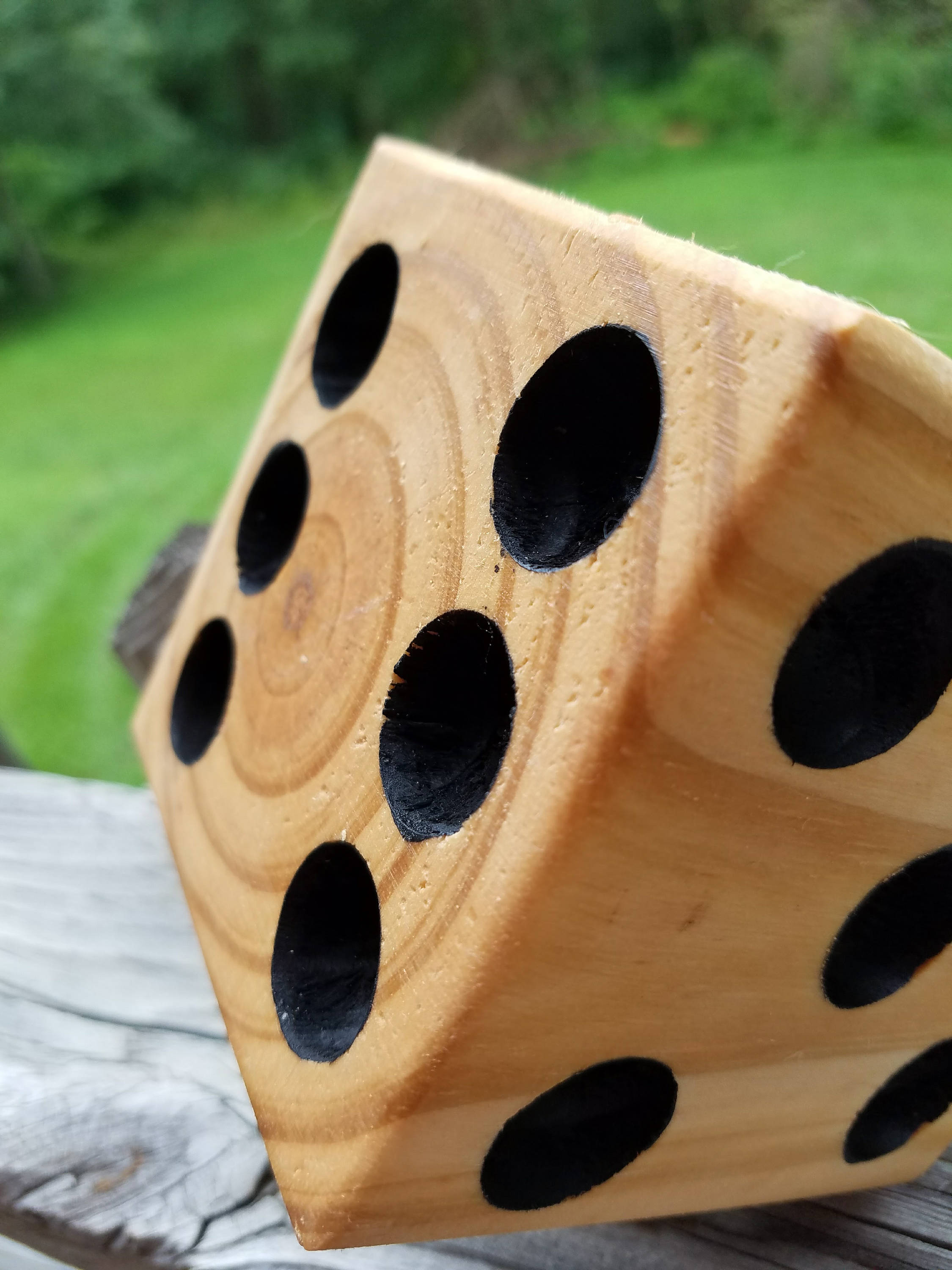 thumbnail image 2 of Yardzee Farkle Premium Outdoor 6 Cedar Dice Game With Clipboard & 4 Score Cards 2 of 5
