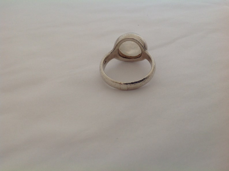 Moonstone ring Silver ring Women/'s ring Vintage rings Mood rings Women/'s jewellery Moonstone jewellery Sterling silver ring Ladies rings