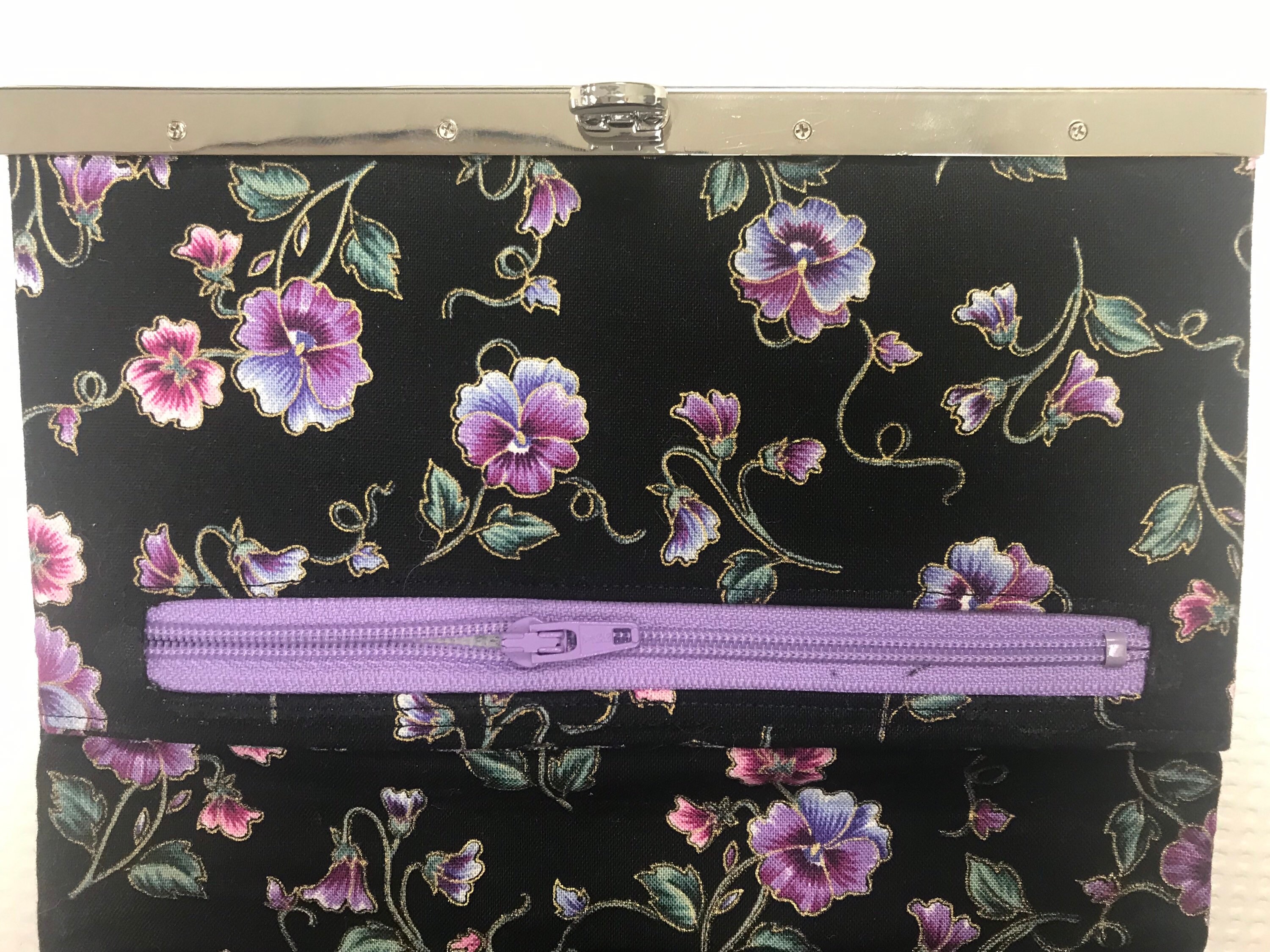clasp wallet for ladies