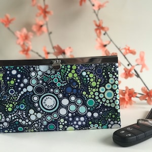 Cartera de mujer efervescencia verde lima y turquesa Círculos, tarjetero, porta chequera, bolsillo con cremallera