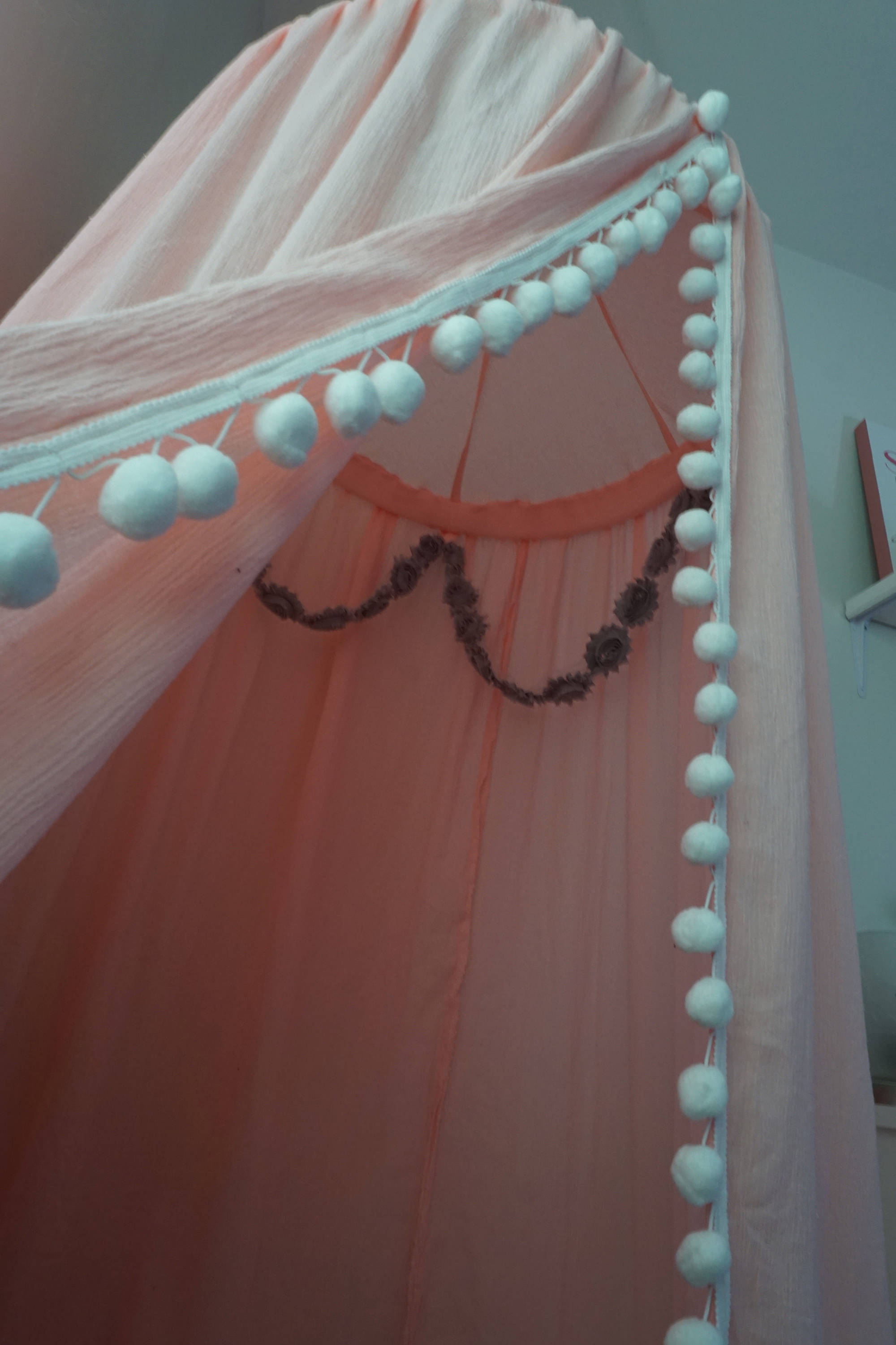 Play canopy in blush pink/ hanging tent/ reading nook ...