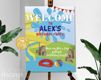 Op de afbeelding: Een blauw en geel welkomsbord voor een verjaardagsfeest met de tekst "Welkom op Alex' verjaardagsfeest!" en "Doe mee voor een grote plons, een verjaardagsfeest!" Het bord toont een cartoon waterglijbaan, een rode opblaasbare ring en een strandbal.