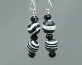Black and White Malachite Earrings - Beadwork - Handmade