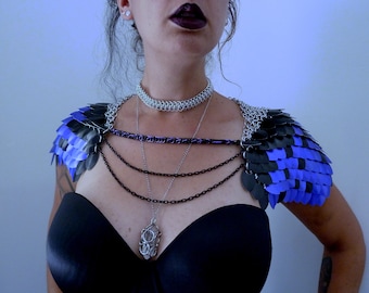 Scalemaille & Chainmaille Gothic/Fantasy Shoulder Armour in Black and Purple