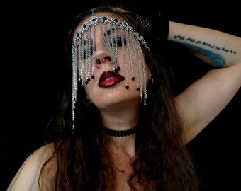 Chainmaille Veil / Headpiece / Gothic / Fantasy / Cosplay / Larp / Costume / Ren Faire / Goth / Punk / Alt / Witch / Vampire