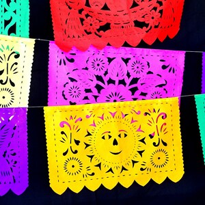 Amazing Papel Picado, Fun and pretty and Fast shipping, Perfect for a Fiesta theme party, Easy to put up, Fiesta Decoration, Excellent size