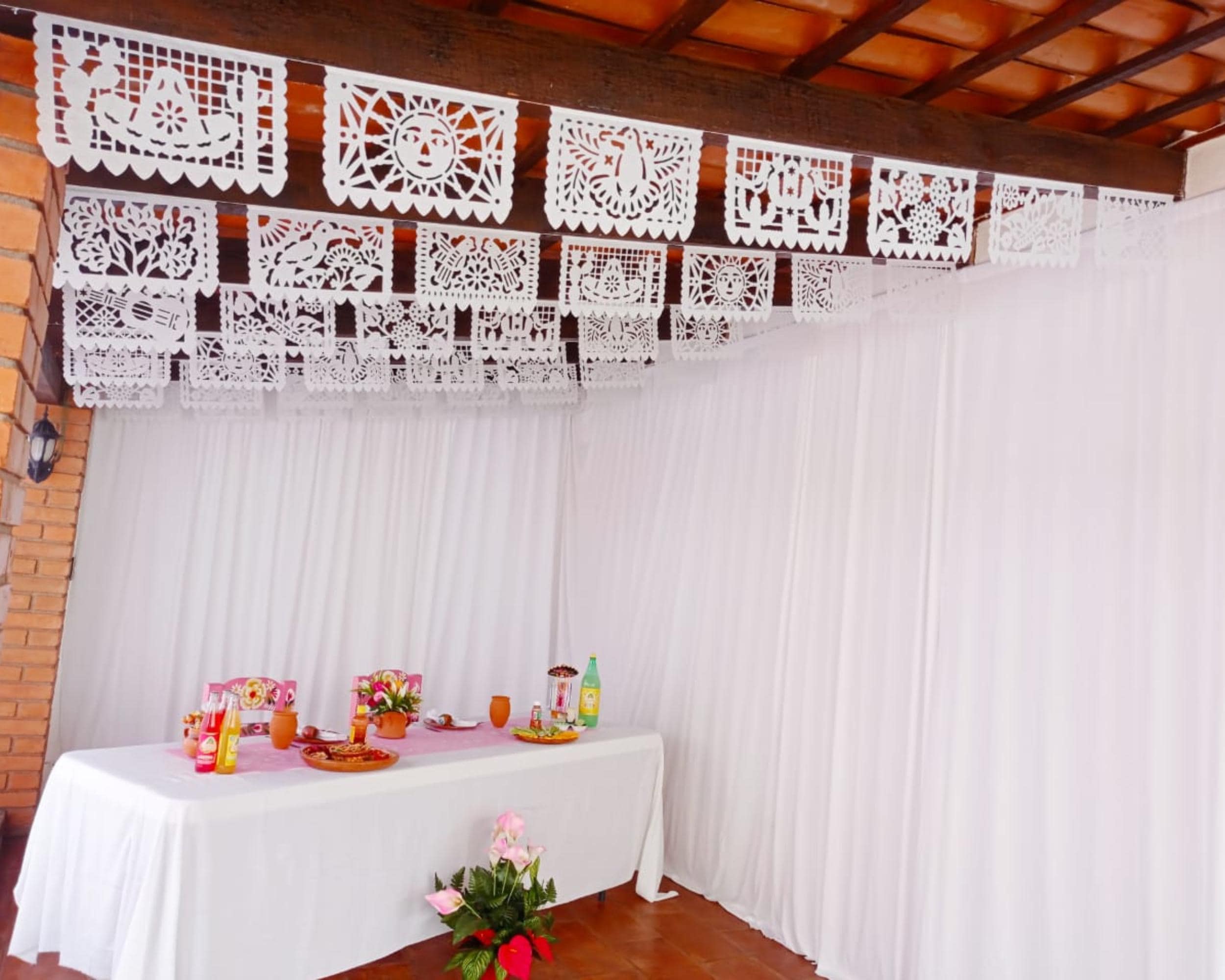 Striscione Messicano Papel Picado Bianco – 10 Bandiere In Plastica Per Feste E Matrimoni, Decorazioni Tema Messicano