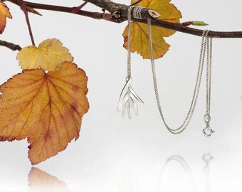 Small Oak Leaf Pendant Necklace in Sterling Silver
