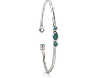 Brazalete de plata con piedras preciosas turquesas