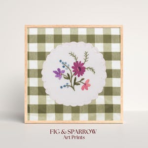 Vintage geborduurde bloemenkunstprint: groene gingham-cottagecore (digitale download)