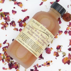 Lotion tonifiante bio végétalienne au collagène, à l'eau de rose et à l'huile de pépins de myrtille par Ancient Bath and Body