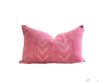 THE PINK EASTEN Authentic African Mudcloth Lumbar Pillow Cover