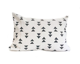 THE FLINT DEUCE  - Authentic African Mudcloth Lumbar Pillow Cover