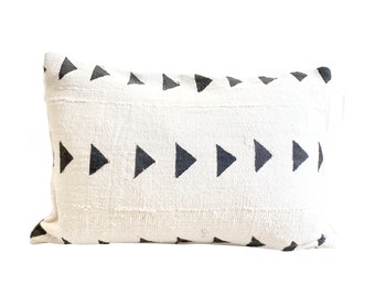 THE FLINT H Authentic African Mudcloth Lumbar Pillow Cover