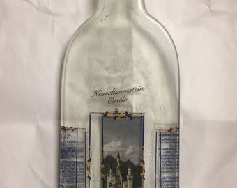 New Castle Wine Bottle with Hook