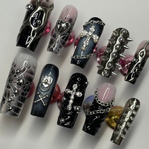Goth punk princess Press on Nails with chains and crosses /y2k nails/ freestyle nails / custom press on nails/punk nails /goth girl nails image 4