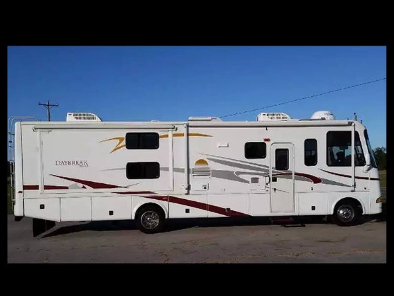 Damon Daybreak Challenger Intruder Motorhome Manuals 455pg 