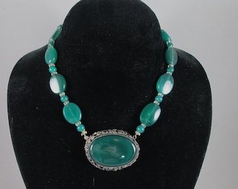 EDWARDIAN Chrysoprase Choker Necklace.  Sterling Art Nouveau Setting.  Large Central Cabochon Stone.  Glorious Antique Estate Jewelry Find