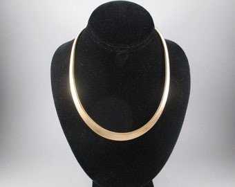 GIVENCHY Signed Choker.  Delicate Gaspipe or Flex Snake Chain, Graduated Adjustable Length. Vintage 1990s Y2K Designer Minimalist Necklace