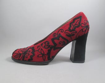 Vintage YVES SAINT LAURENT Shoes.  Classic Pumps in Red Suede with Black Chainstitch Embroidery.  Russian Collection Vibe.  Size 6.5