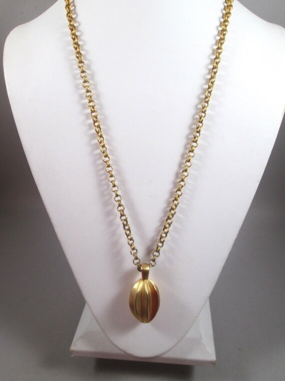 GIVENCHY Statement Necklace.  Long Gold Plated Ch… - image 4