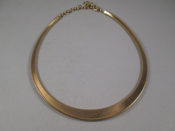 GIVENCHY Signed Choker.  Delicate Gaspipe or Flex… - image 6