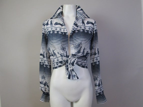 1970s French Vintage Shirt Top. Amazing Vintage Novelty Print on