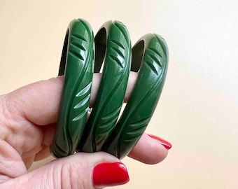 Green Waves Bakelite Style Bangle, Vintage Inspired Resin Bracelet Fakelite 1950s