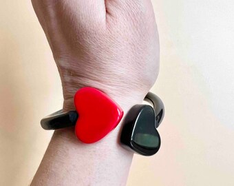 Queen of Hearts bangle,Resin, Retro vintage Bakelite 1940s 1950s inspired, red and black Hearts style by Mrs Polly's Lucite