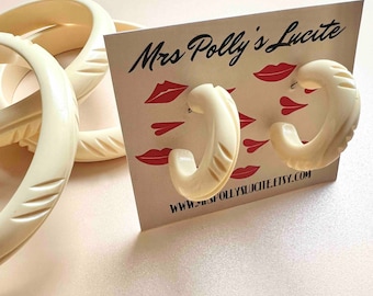Waves Cream Resin Hoop Earrings, Vintage Inspired Bakelite Fakelite, Small Hoop earrings, Rockabilly earrings by Mrs Polly&#39;s Lucite