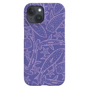 Pode incluir: Capa de telemóvel roxa com um padrão de tubarões-martelo cor-de-rosa e estrelas do mar.