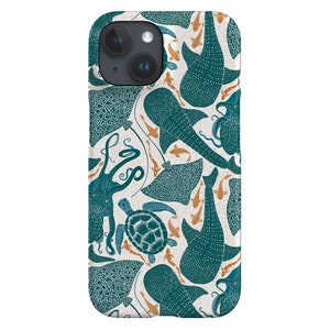 Requin-baleine Aqua by Denes Coque pour portable Anna Design | Étui pour iPhone 16 15 14 13 tortue, pieuvre, Google Pixel, par Harper & Blake
