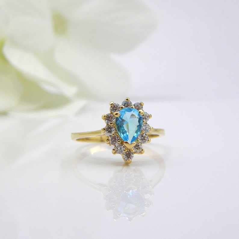 Blue Topaz ring birthstone ring Gemstone ring topaz jewelry anniversary ring halo ring promise ring princess Diana ring kate ring