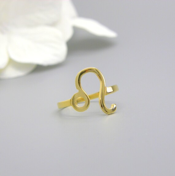 zodiac rings leo