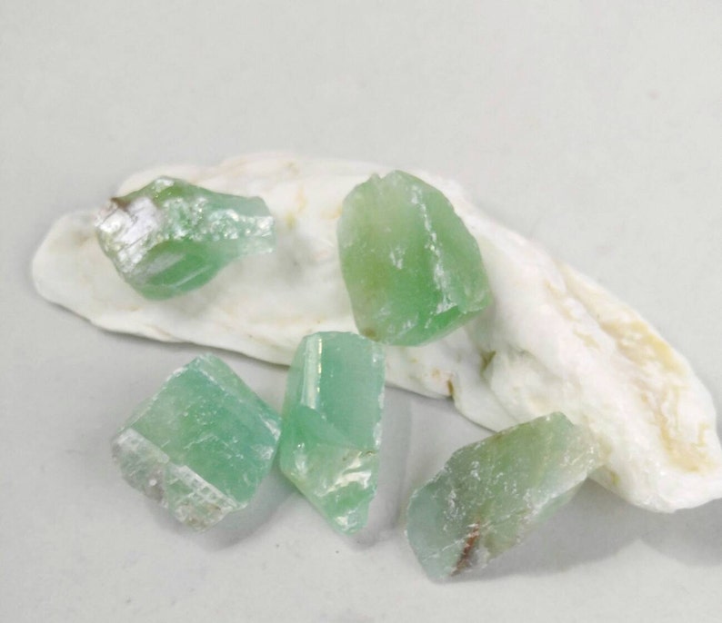 Green Calcite AAA Grade~Rough Green Calcite ~Healing Crystals ~Healing Gemstones ~Mental Healer ~Gemstones Chakra