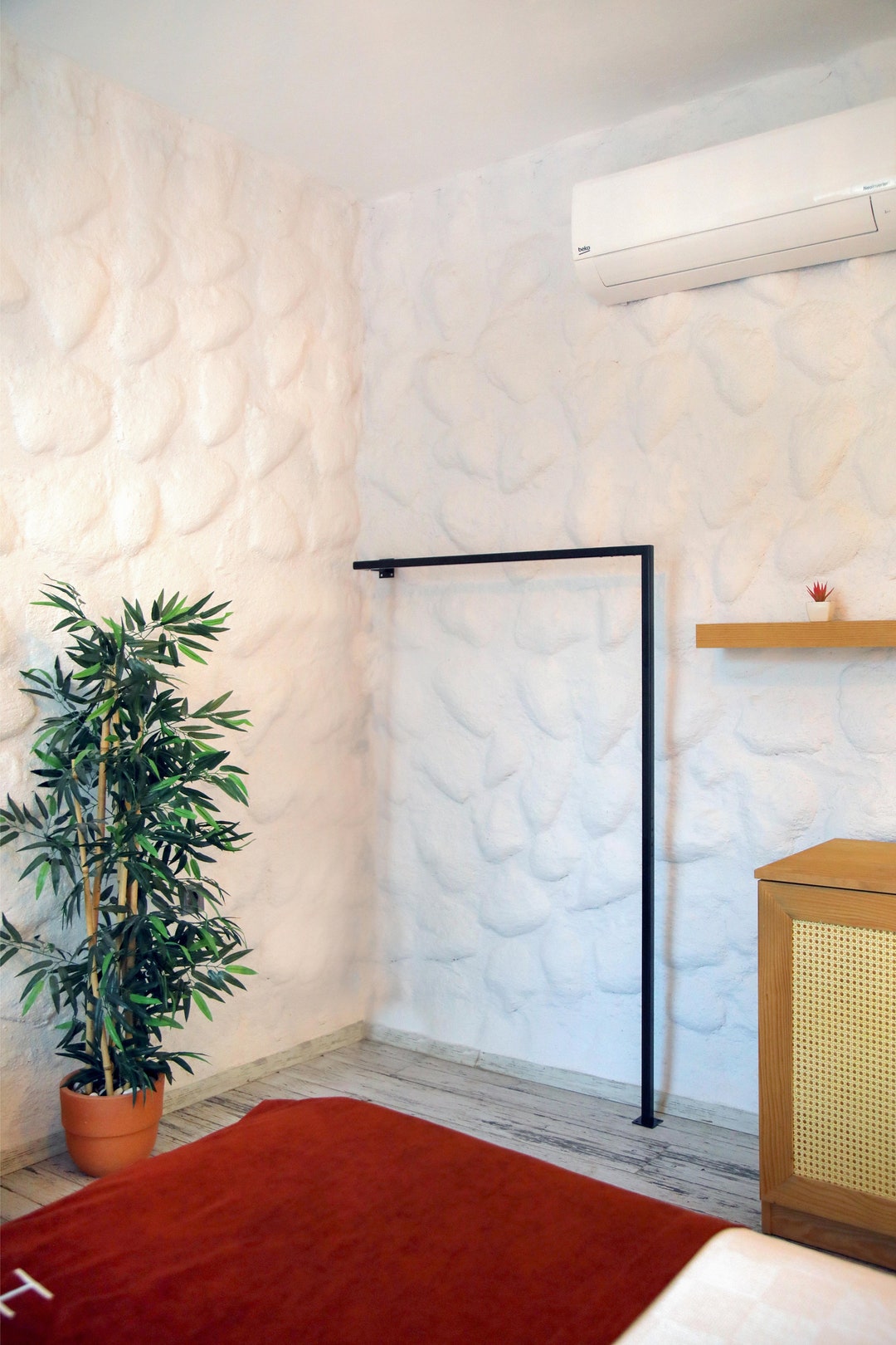 Custom Minimalist Clothes Rack , Industrial Wall Mounted Clothing Rack ...