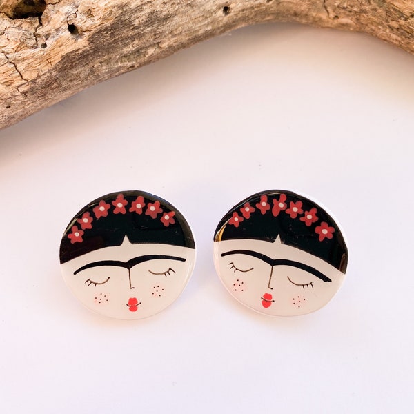 Hand painted Frida Kahlo earrings,Round studs,polymer clay resin earrings,Gift for her,Girls earrings,Woman earrings,Handmade earrings