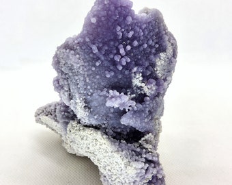 Grape Agate, 3/4 lb,  Quartz, botryoidal, display, specimen, mineral, rock, purple, white, #R-3942