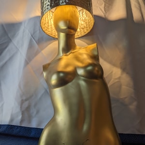 Mannequin Lamp