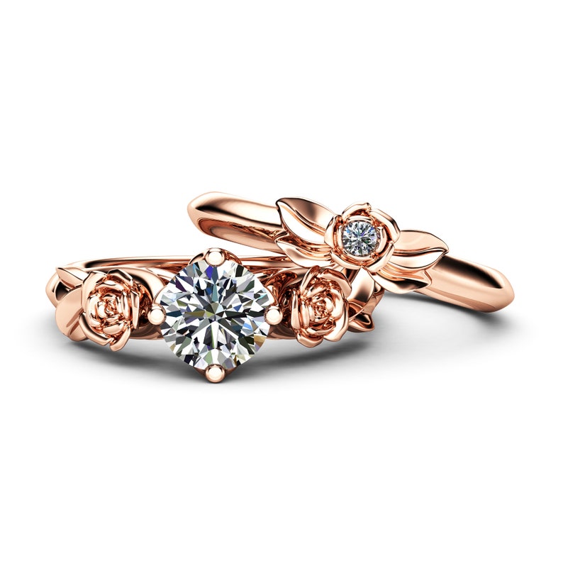 Luxurious Floral Design Moissanite Engagement Ring Set 14K Rose Gold Matching Rings image 2