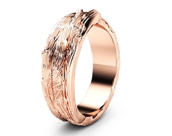 Fede nuziale in oro rosa 14 carati con design a ramoscello: un anello di fidanzamento unico.