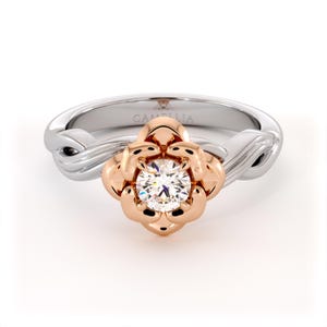 14K White & Rose Gold Floral Engagement Ring with Lab Diamond – Twisted Vine Design