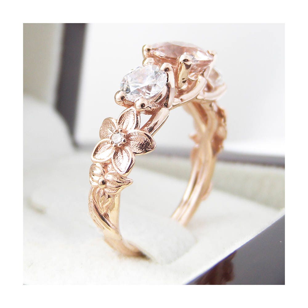 Joyeros camelia anillo de tres piedras clearance