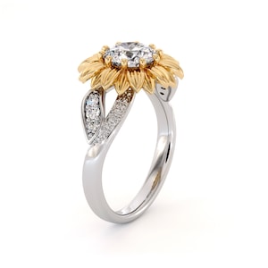 14K Gold 1 Ct. Lab Diamond Sunflower Engagement Ring