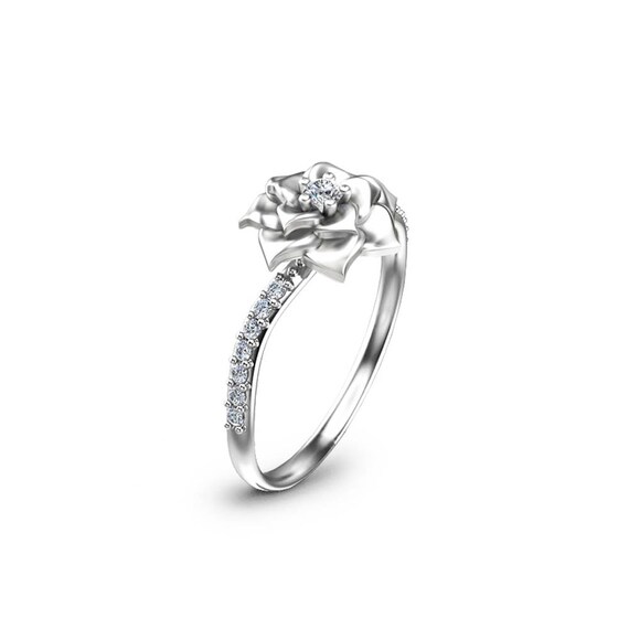 Enticing Floral Diamond Ring