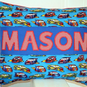 Gepersonaliseerd kussen voor jongen, Racing auto kussen, gepersonaliseerd kussen voor jongen, F1 kussen, kussen voor jongens, gepersonaliseerde auto kussen, baby