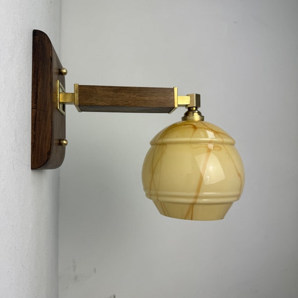 Ancienne applique  ART-DECO bois, laiton et verre Old French Lamp