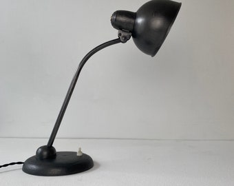 Ancienne lampe BAUHAUS industrielle "KAISER IDELL"  Old German Lamp