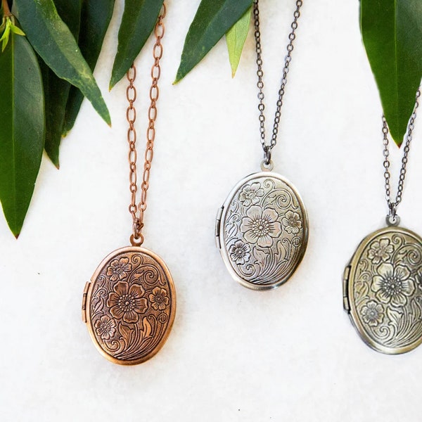 Floral Oval Locket Necklace, Keepsake Photo Pendant (27mm x 33mm), Memorial Picture Jewelry